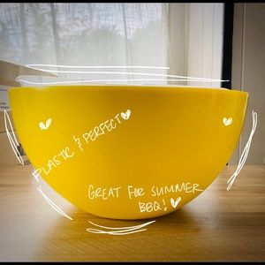 | yellow bowl |